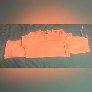 Light pink scrub set petite